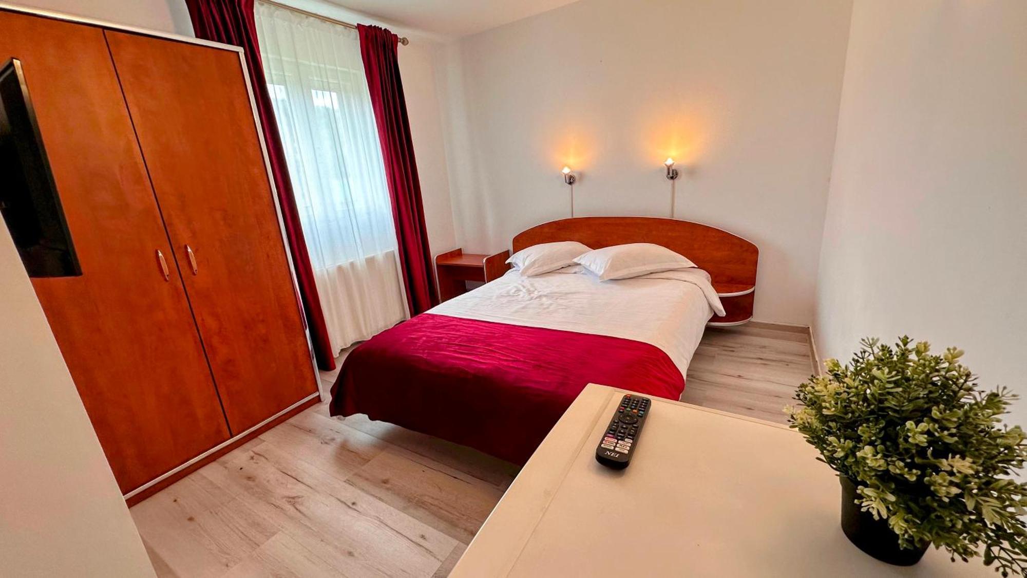 Valea Alba View - Self Check-In Buşteni Exterior foto