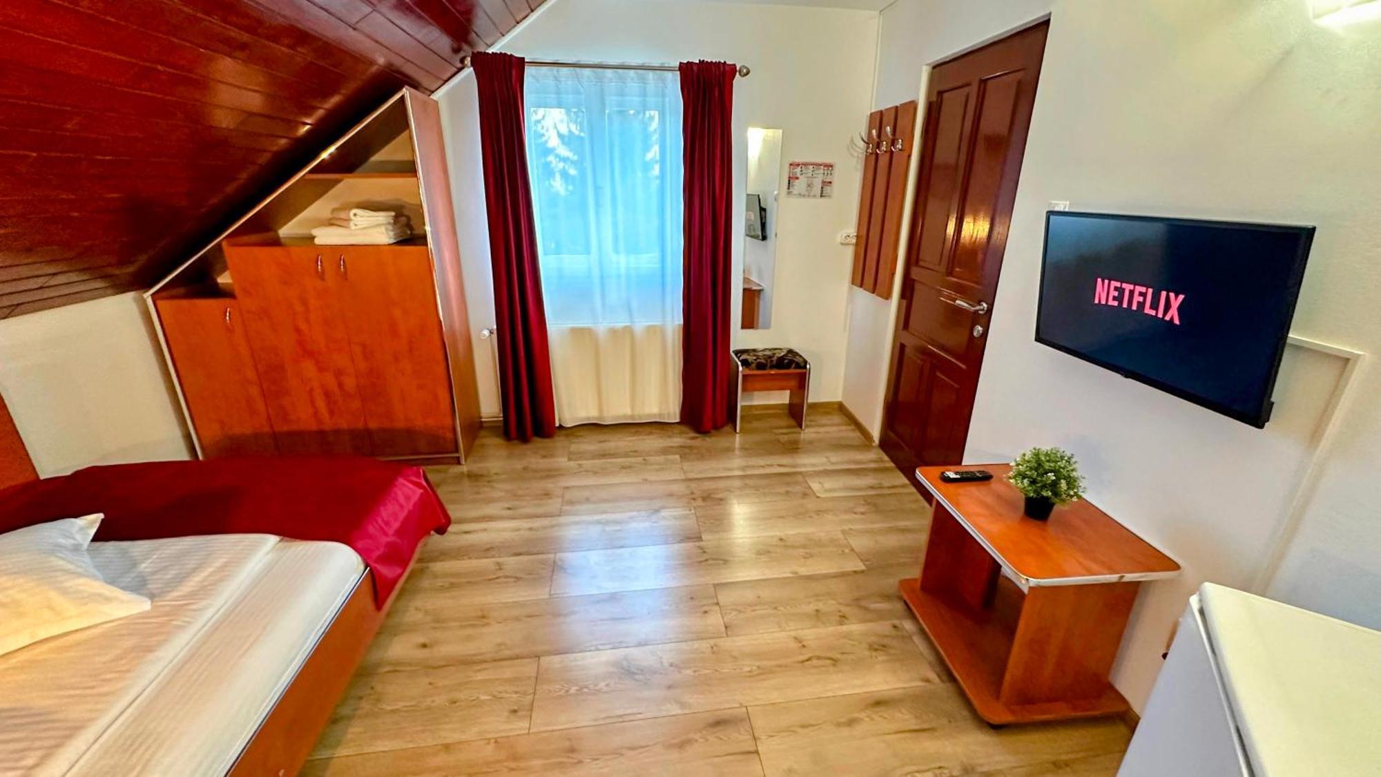 Valea Alba View - Self Check-In Buşteni Exterior foto